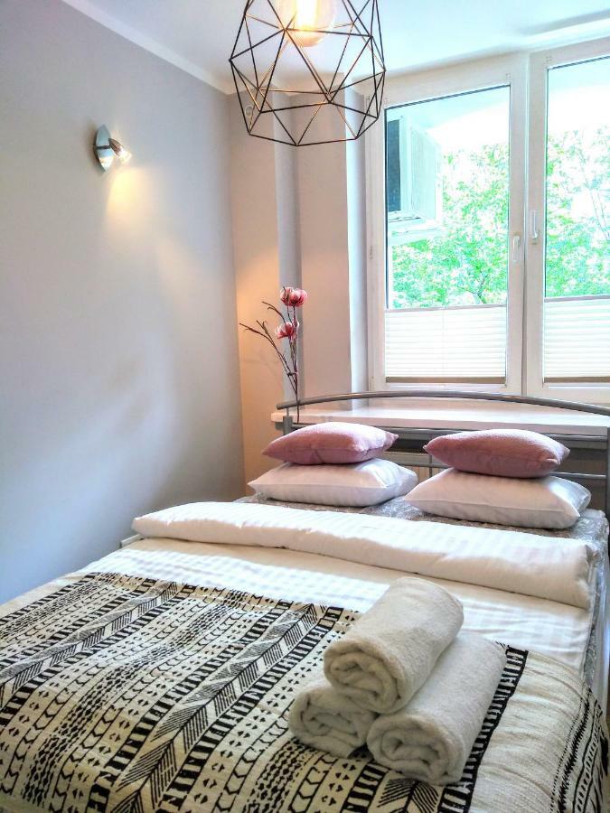 Chill & Explore By Cooee Apartments Warschau Exterior foto