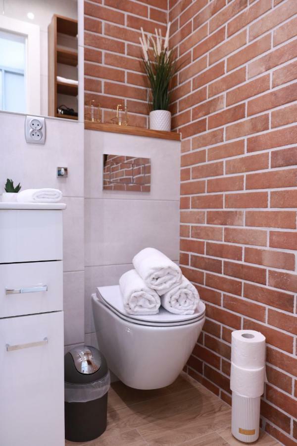 Chill & Explore By Cooee Apartments Warschau Exterior foto