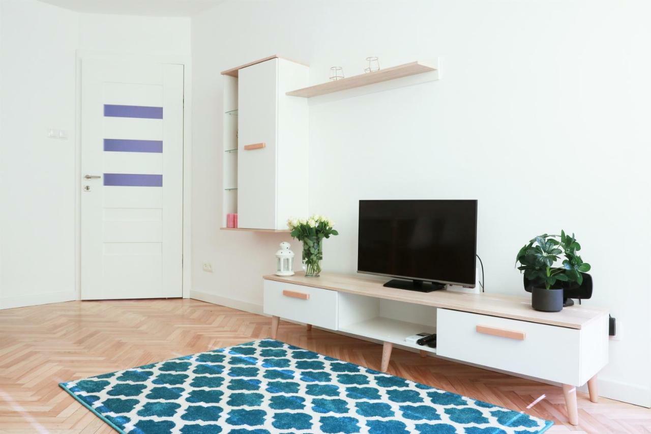 Chill & Explore By Cooee Apartments Warschau Exterior foto